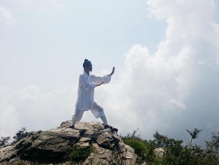 早中晚 什么时间练习太极拳最佳